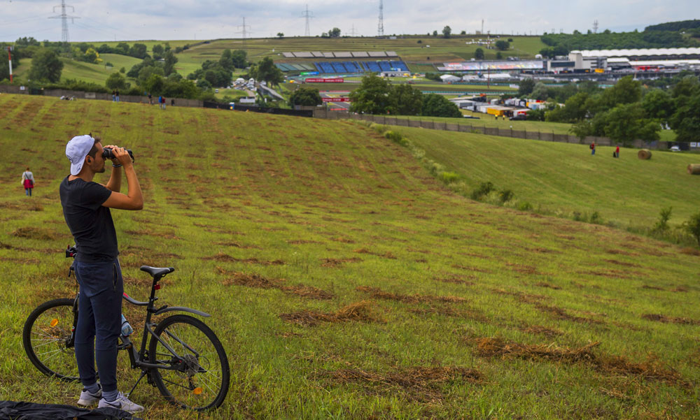 Szép csendben lement a Hungaroringen a Forma-1, már indulnak is tovább a kamionok