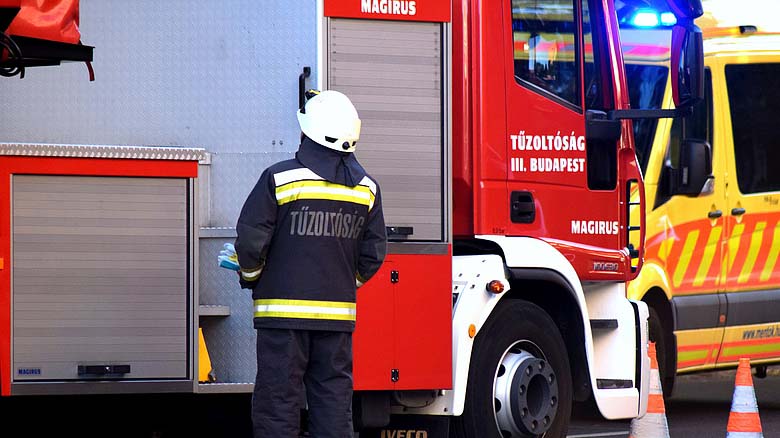 Rettegtek a szomszédok: Hatszor próbálta felgyújtani a nő azt a társasházat, amiben lakott