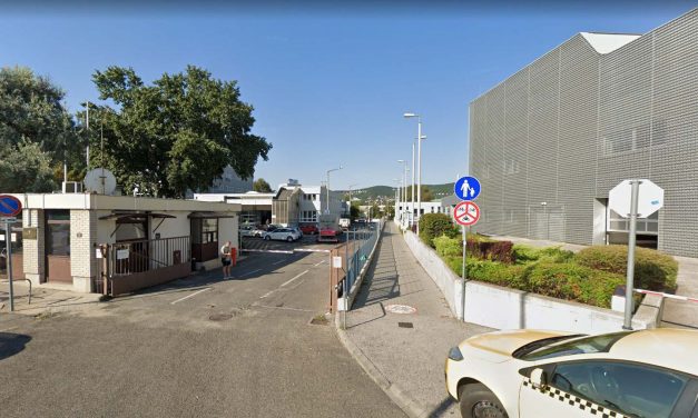 Korrupt alkalmazottak miatt zárhatták le az óbudai vizsgaközpontot a nyomozók