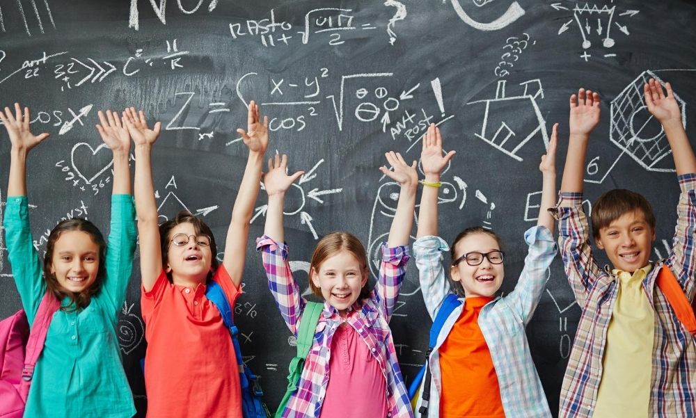 Ezt kell tenni a gyerekkel, ha felmerül a koronavírus gyanúja