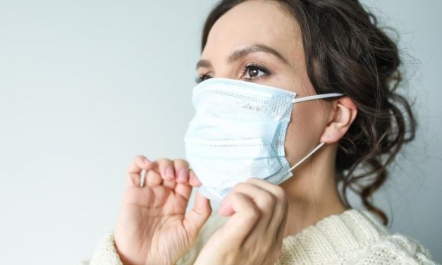 Itt a lista! Ezeken a helyen szűnik meg hétfőtől a kötelező maszkviselés, már a rendelet is kijött