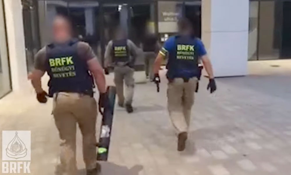 Fiatal lányok futtatóira csaptak le a rendőrök Budapesten