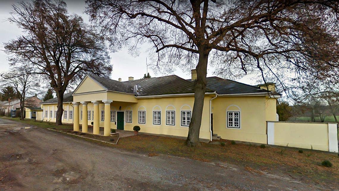 Ebben a kúriában partiztak a Miniszterelnökség vezetői a koronavírussal fertőzött Hollik Istvánnal: egyre több politikus kerül karanténba