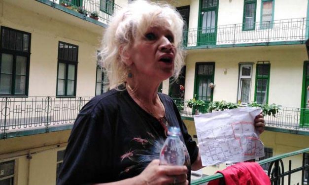 „Elhagyom Budapestet, szeretnék távolabb költözni” – belefáradt a kilakoltatásba és a balhékba Bíró Ica, mindenét pénzzé teszi