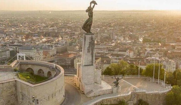 20 milliárdból újítják fel a Citadellát: lassan életveszélyessé válik az épületkomplexum