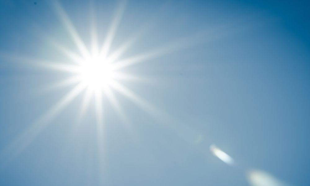 Itt a meteorológusok figyelmeztetése: nagyon durva UV sugárzás jön