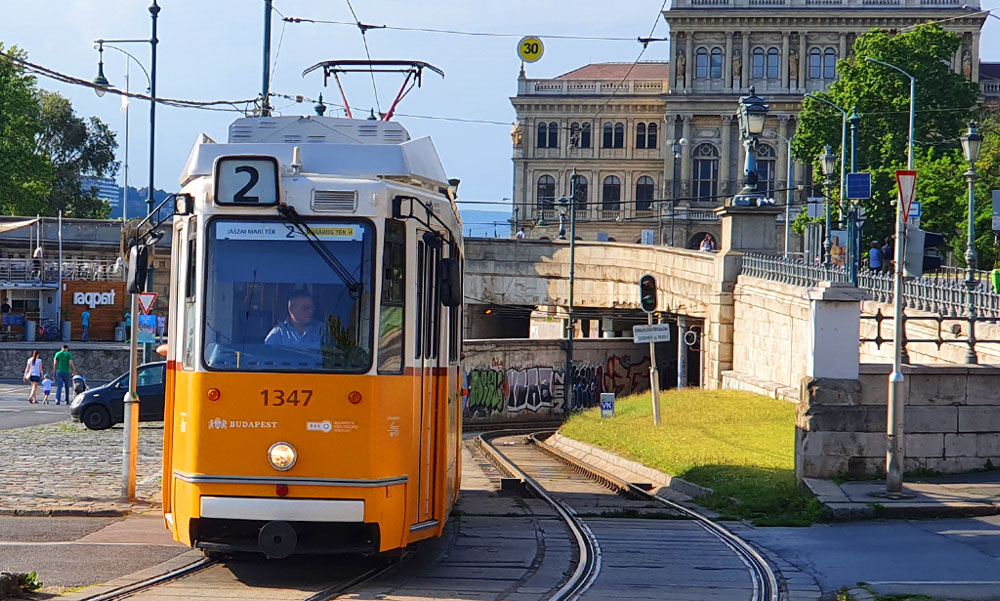 Használt villamosbeszerzés: súlyos vádak érték a BKV-t, most megszólalt a vállalat – Itt vannak a részletek!