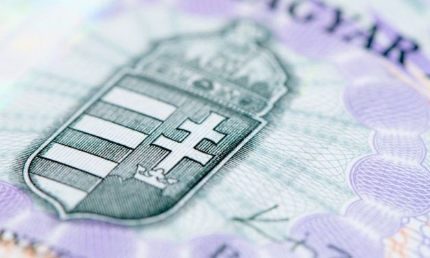 Így változnának jövőre a SZÉP-kártya keretösszegei