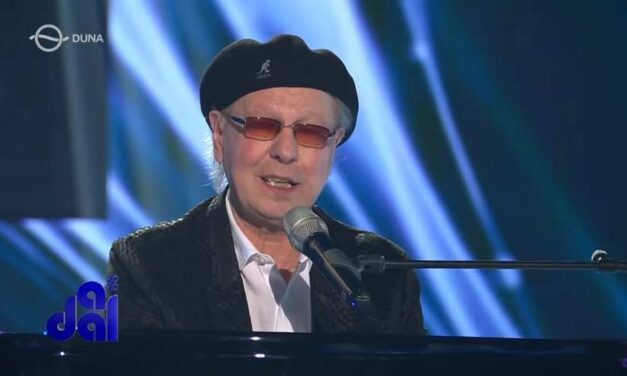 „Maradj velem, segíts nekem, vigyél haza, fogd a kezem” – meghalt Balázs Fecó