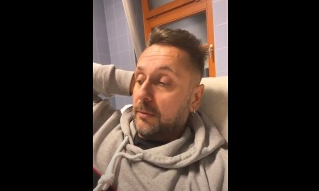 „Annyira leggyengültem, hogy az oldalamra sem tudtam fordulni” – visszakerült a kórházba Majka, nagyon megviseli a koronanvírus