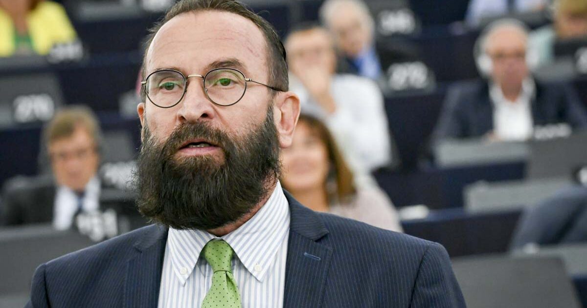 A botrányba keveredett Szájer Józseftől megvonták a címzetes egyetemi tanári kinevezését is