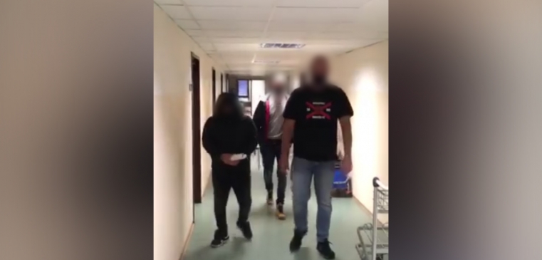 Veréssel kényszerített prostitúcióra egy fiatal nőt ez a férfi a 7. kerületben, többször meg is fenyegette