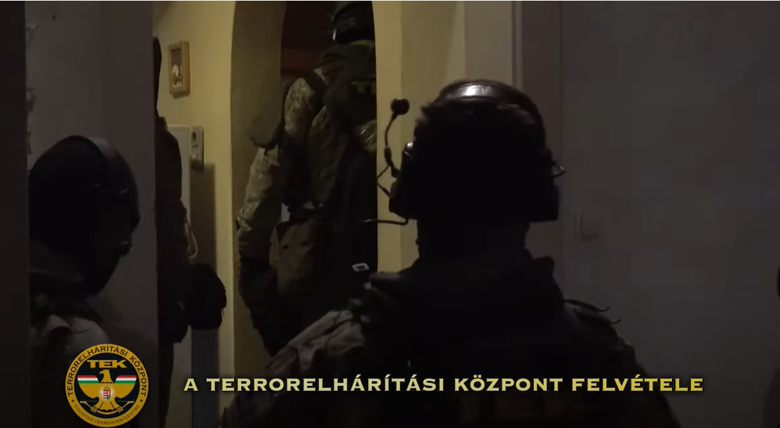 Nincs megállás, újabb dílerre csaptak le a budapesti nyomozók – videó a razziáról