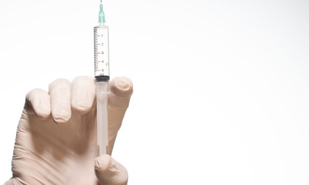 A magyarok átoltottságáról beszélt Kásler Miklós, a vakcinák megbízhatóságára is kitért