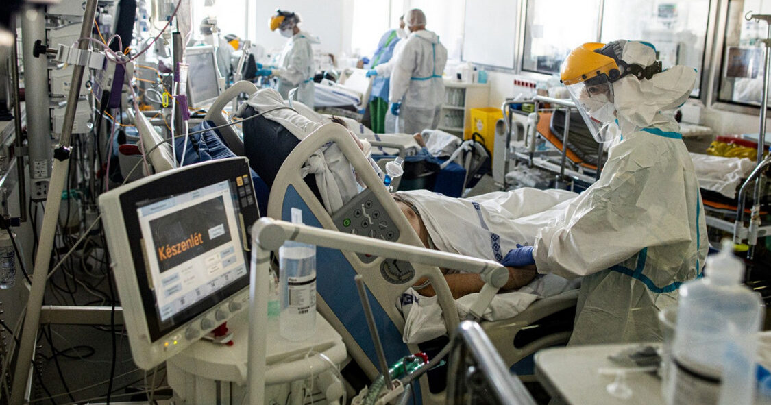 274-en haltak meg koronavírus miatt, 1529-en vannak lélegeztetőgépen, Szlávik János szerint messze még a nyitás