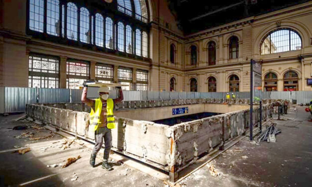 Szétverték a Keleti pályaudvar egy részét, Brüsszel miatt történt az egész