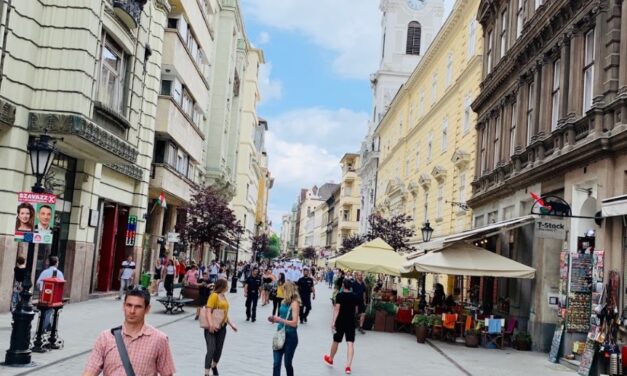 Itt vannak a pontos részletek! Mutatjuk, mi történik, ha elérjük az 5 millió beoltottat