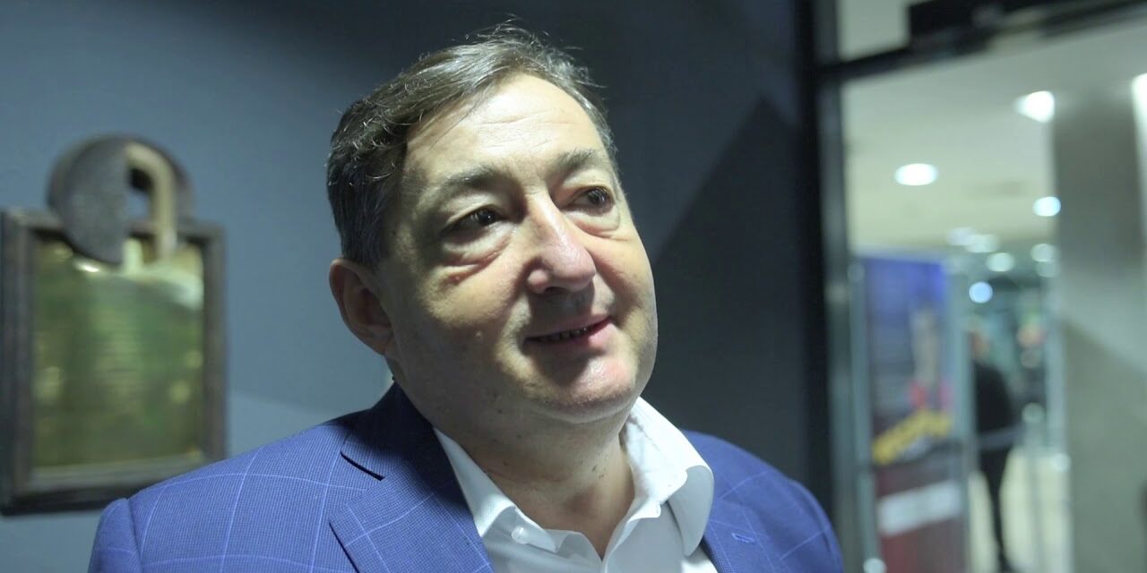 Kenterbe veri a brit zenészeket is – Mészáros Lőrincnek csaknem négyszer akkora a vagyona, mint Mick Jaggernek