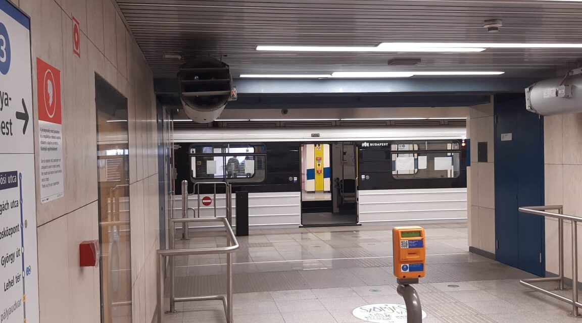 Egy 76 éves nőt gázolt el a metró a Határ útnál, az idős asszony a helyszínen meghalt