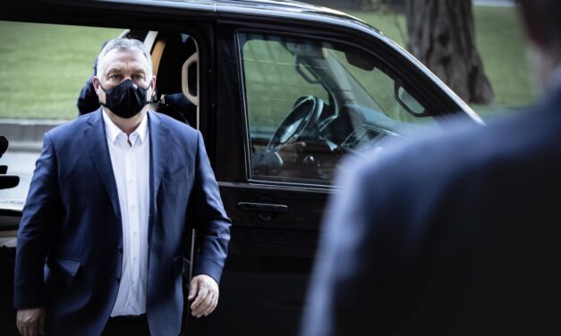 Orbán Viktor: megszűnik a közterületi maszkviselés és a kijárási tilalom