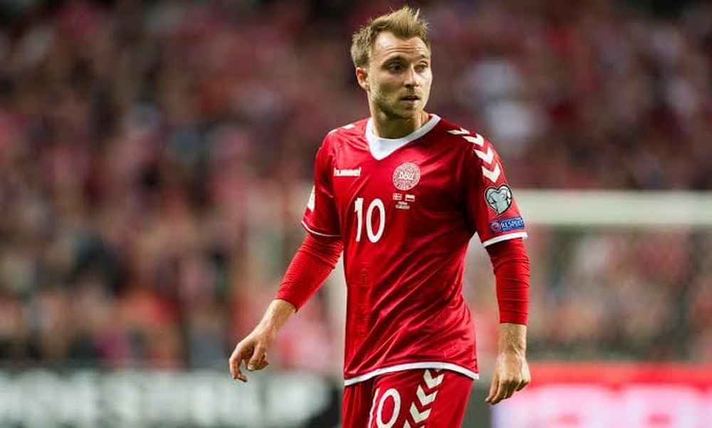 Tragédia a foci Eb-n: összeesett Christian Eriksen Dániában, félbeszakították a meccset