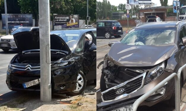 Csúnya baleset a 10. kerületben, két autó rohant egymásba, egyikük a gyalogátkelőhelyen landolt – Fotók a helyszínről
