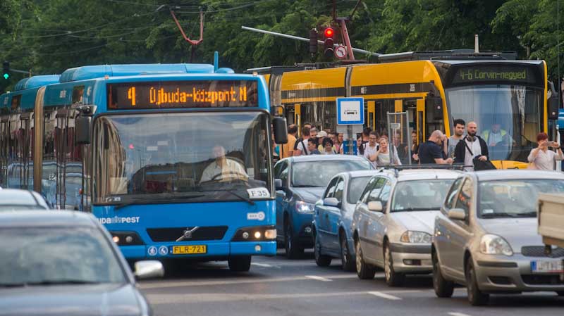 Figyelem, fontos! Így járnak majd a vonatok, a buszok és a HÉV az ünnepek alatt