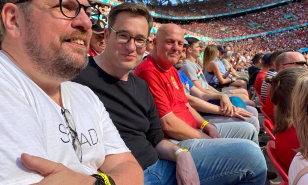 Megint kapott egy hatalmas jobbost Karácsony Gergely, nem talált nyelvvizsgapapírt az Oktatási Hivatal