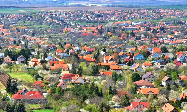 Vételár előleg és a foglaló viszonya, avagy mit írjunk a szerződésbe, kinek, mi a jó?
