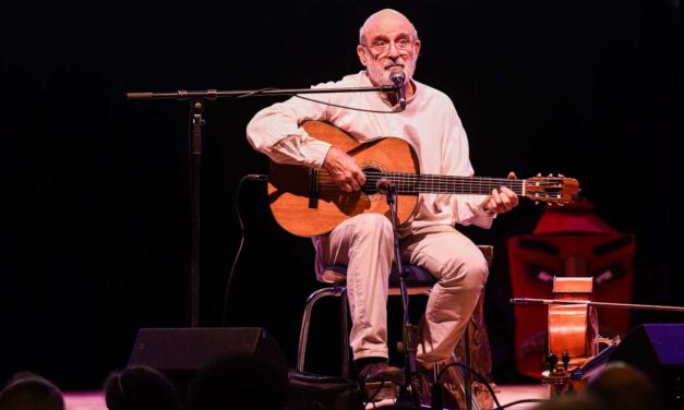 Gryllus koncert Budaörsön, csilik Nagymaroson, vacsoraszínház, zenés parkséta, bolhapiac – tengernyi tuti program szombatra