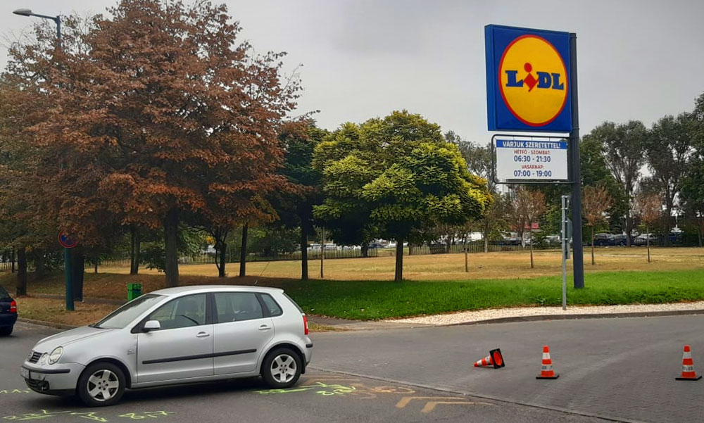 Dráma a Lidl parkolónál: „Óriási fájdalmai voltak a fiamnak” – mondta a gyermekét mentő édesapa