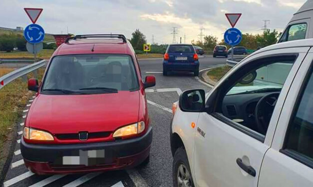 Balhé az autópályán: Forgalommal szemben akart felhajtani egy férfi a sztrádára, még neki állt feljebb, amikor eléálltak