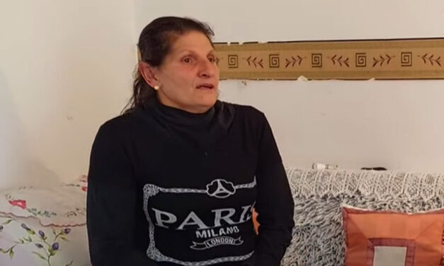 „Igazi elégtétel ez nekem. De nem csak nekem, hanem a többi cigány embernek is” – lopás miatt vitték be és bugyira vetkőztették a buszra váró nőt, a rendőrségnek sérelemdíjat kell fizetnie az asszonynak