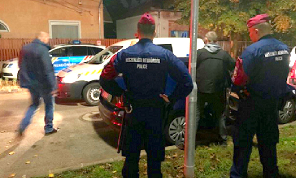 „Nem tudom miért tettem” – nem adott magyarázatot az anyjával és nevelőapjával végző pestszentlőrinci férfi, a gyilkosság után még órákat töltött a holttestestekkel egy lakásban