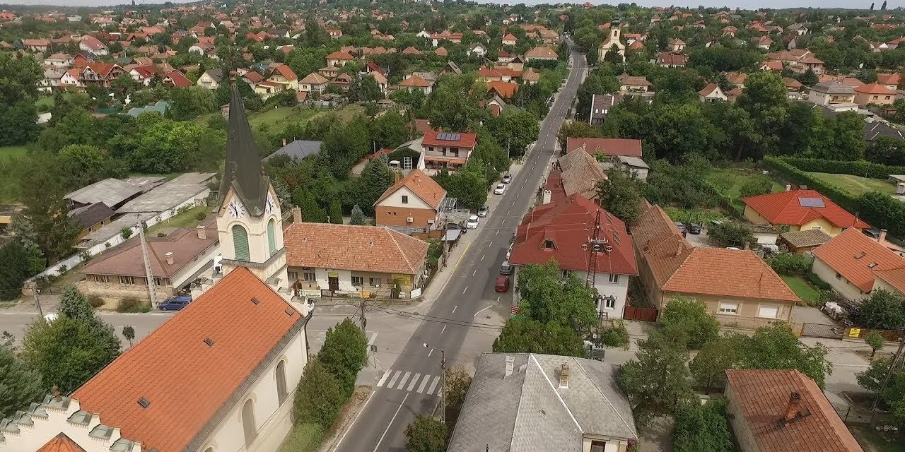 Karácsony előestéjén esett el a 85 éves idős asszony, csak integetni tudott az egyenruhásoknak
