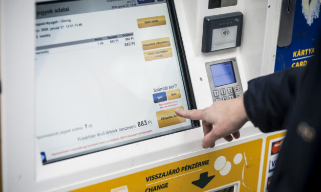 Itt a MÁV közlése: már 50 új jegykiadó automata áll az utasok rendelkezésére – Közel két tucat került a Nyugati pályaudvarra