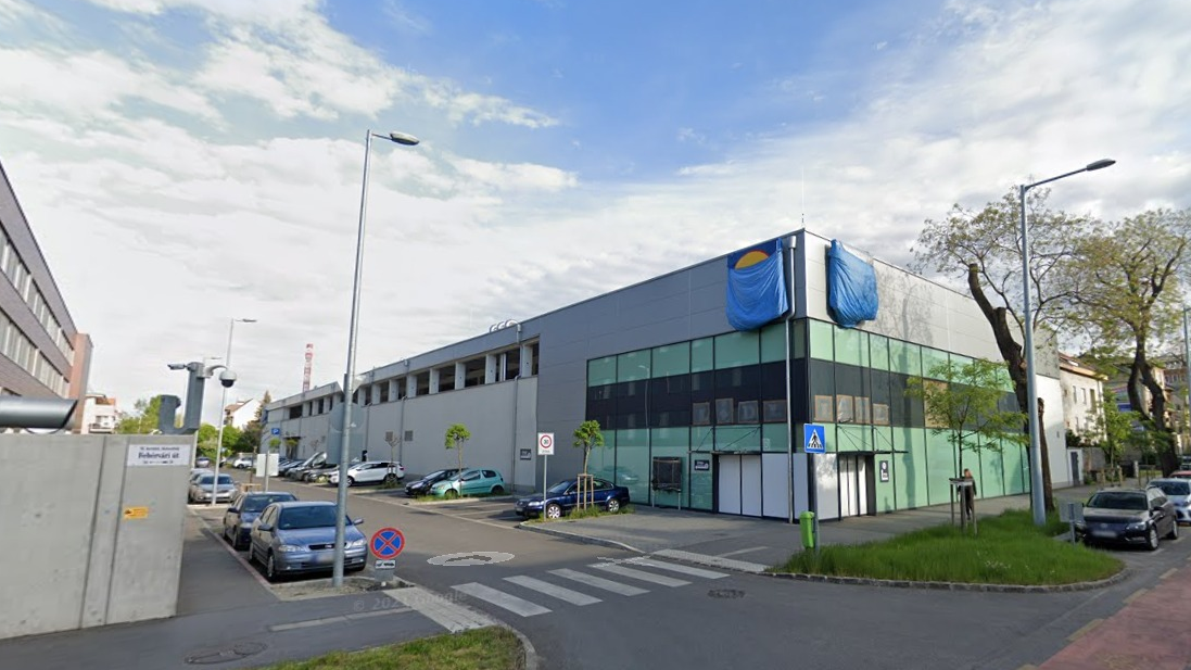 Kibulizta a Lidl, hogy 2 év helyben járás után kinyithasson egy fontos budapesti kerületben