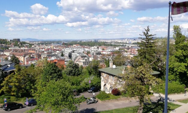 Illegális behatolás történt a Budai Várnál, a TEK is a helyszínre vonult, a rendőrség már lopás gyanújáról beszél