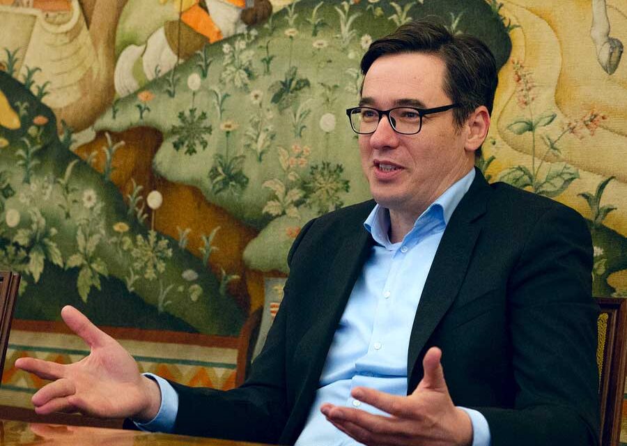 Kamu Vitalij Klicsko hívogatta a polgármestereket: Karácsony Gergelyt is csőbe húzta