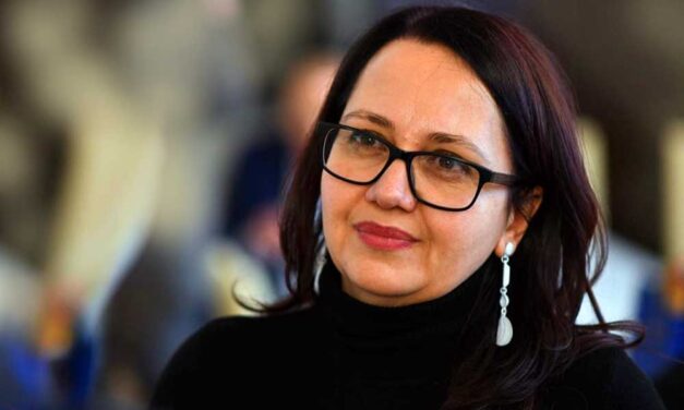 Botrány Szadán: Leváltották az alpolgármestert, Simon Erika állítja: a fideszes országgyűlési képviselő, Vécsey László nyomására kellett mennie