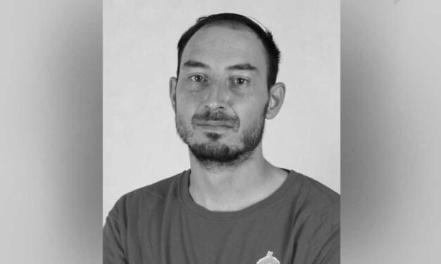 „Gyönyörű ikerpár csodálatos apukája, szerető férj volt, akinek pótlása lehetetlen” – 36 éves korában meghalt Poncok Csaba, a Maglódi Torna Club csapatkapitánya