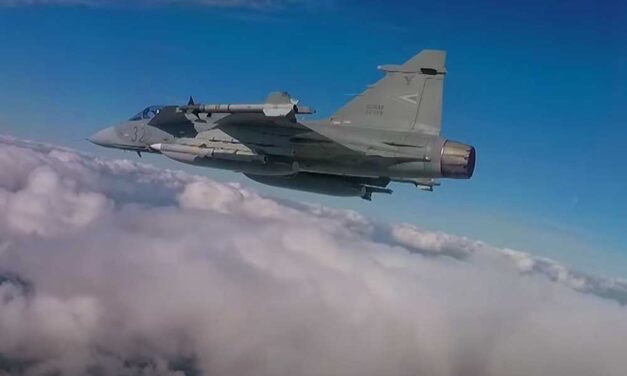 Bombafenyegetés miatt riasztották a magyar vadászgépeket, azonnal felszálltak a Gripenek