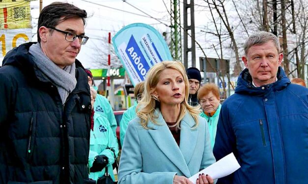 Változatlanul dugóban állnak a csepel-szigetiek a gyártelepi HÉV átjárónál