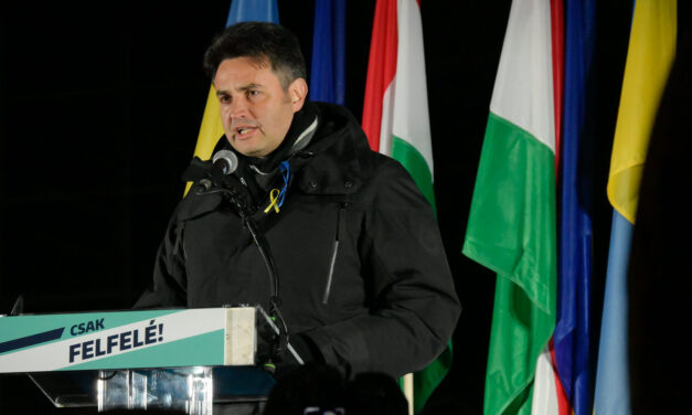 Az ügyészség nem nevesítette, hogy melyik politikus rendezvénye után ítéltek el egy 62 éves férfit