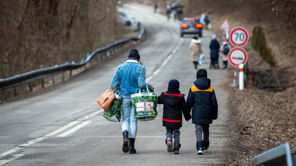Ismeretlen nőkről, hétköznapi hősökről írt megható sorokat a főpolgármester a nőnapon