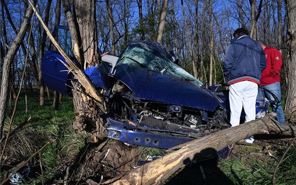 „Túl sok mindenre nem emlékszem” – visszatért a baleset helyszínére az a férfi, aki halálos balesetet okozott az M5-ösön húsvétkor, a 34 éves sofőr életét vesztette