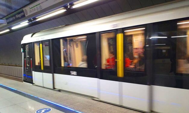 Kedd délután óta újra teljes vonalon jár a 2-es metró