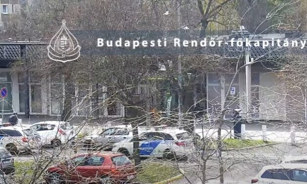 Speed, extasy, fű és kokain: egy kőbányai és egy józsefvárosi lakásban is razziáztak a fővárosi zsaruk – videó