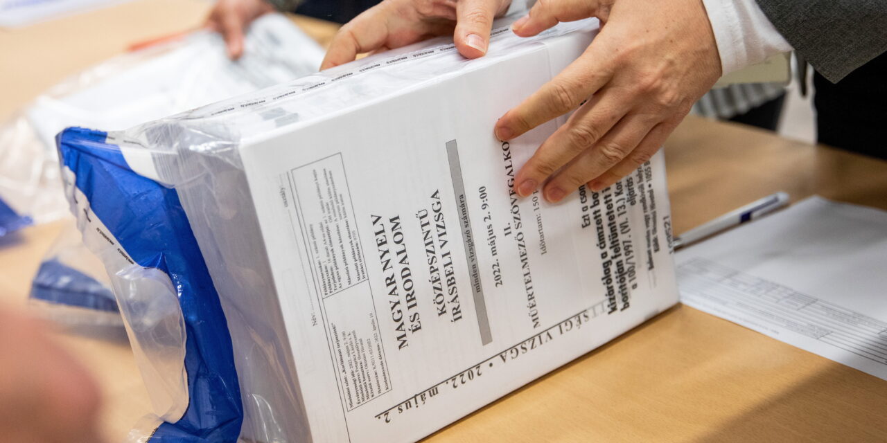 Budapesten és országszerte megkezdődtek az érettségik, borokról szóló írást kaptak a diákok a szövegértési résznél
