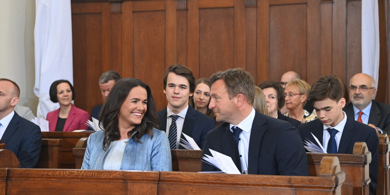 Novák Katalin juttatásai: élete végéig kapja a fizetését és ingyen rezidencia is jár neki